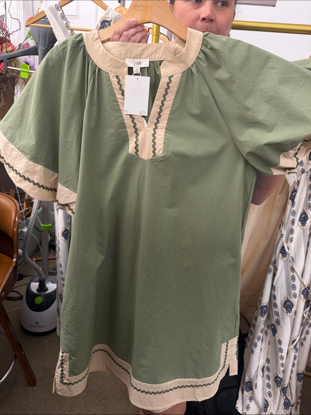Olé Green and Cream Embroidered Short-Sleeve Tunic